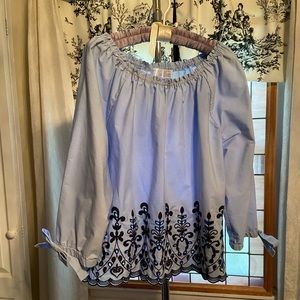 Time & Tru Beautiful Blue Top